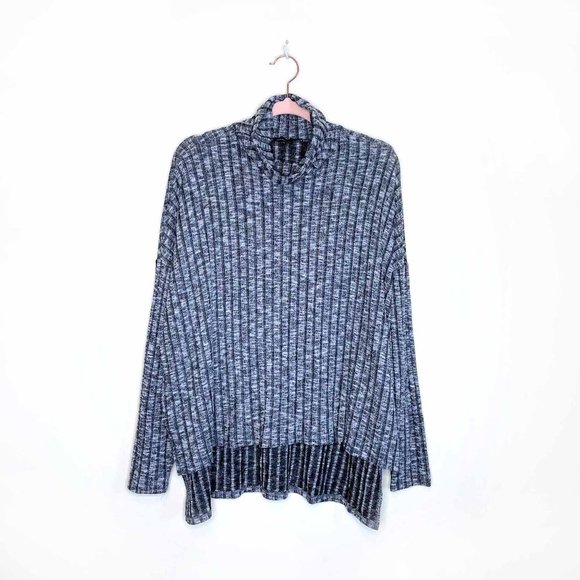 ✌🏻3/$40✌🏻 american eagle oversized ribbed hi lo turtleneck - size medium